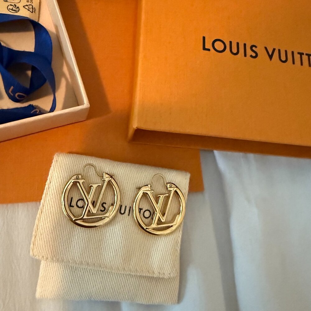 Louis Vuitton Louise PM Earrings - Picture 2 of 8